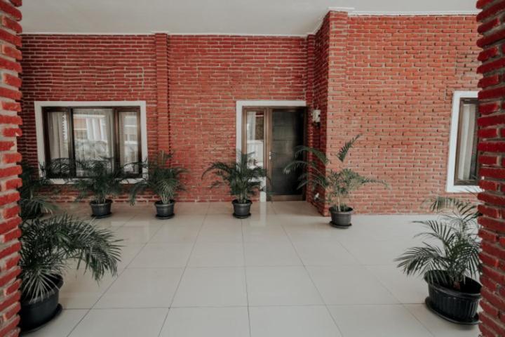 D'Paragon Cerry Kejayan Esterno foto