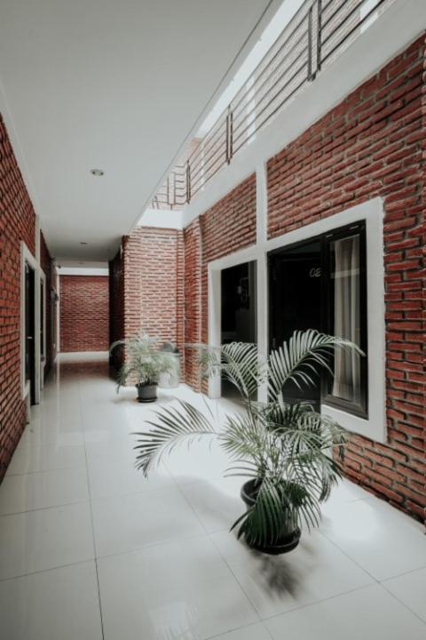 D'Paragon Cerry Kejayan Esterno foto